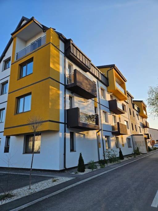 Cozy Sorada 1 Apartment Bragadiru Luaran gambar